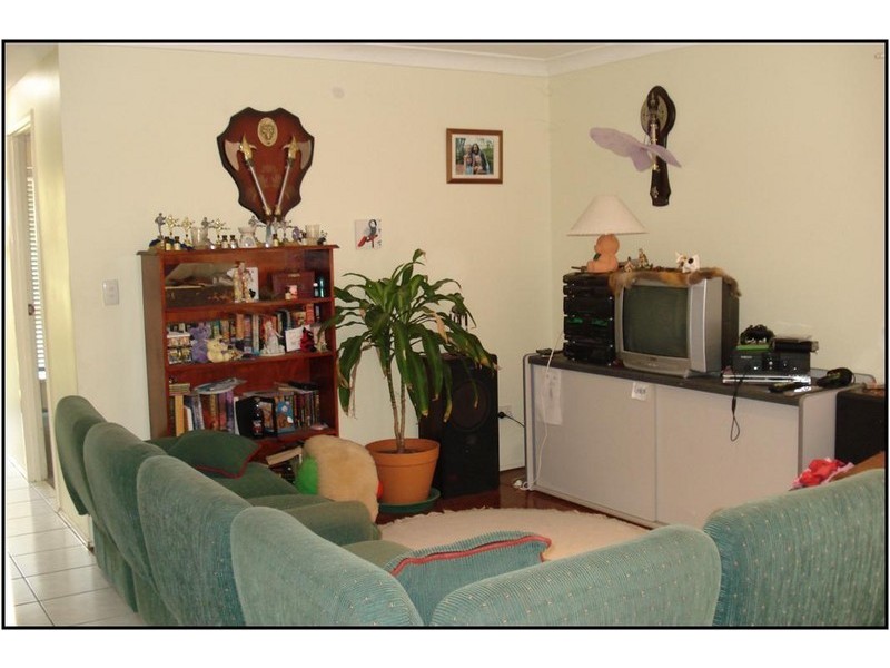 15 Mark Street, Redland Bay QLD 4165