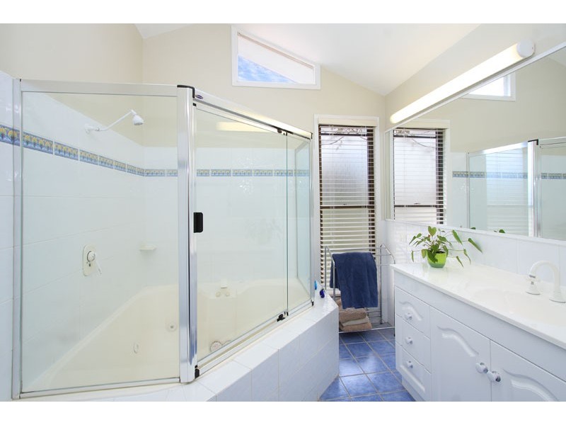 17 Yarran, Victoria Point QLD 4165