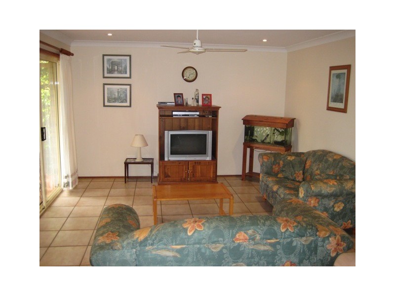 1 Manuela Street, Victoria Point QLD 4165