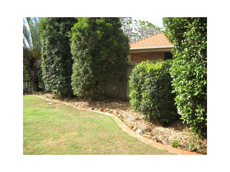 1 Manuela Street, Victoria Point QLD 4165