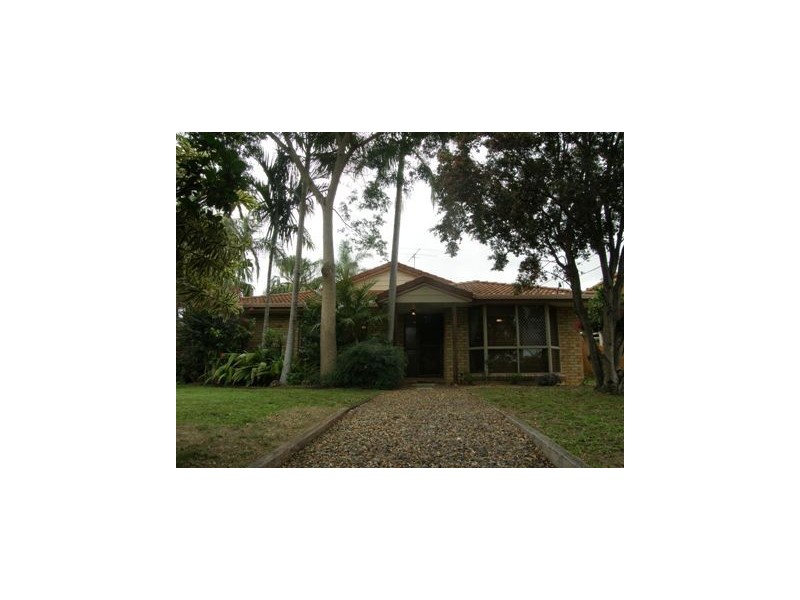 297 Whites, Lota QLD 4179