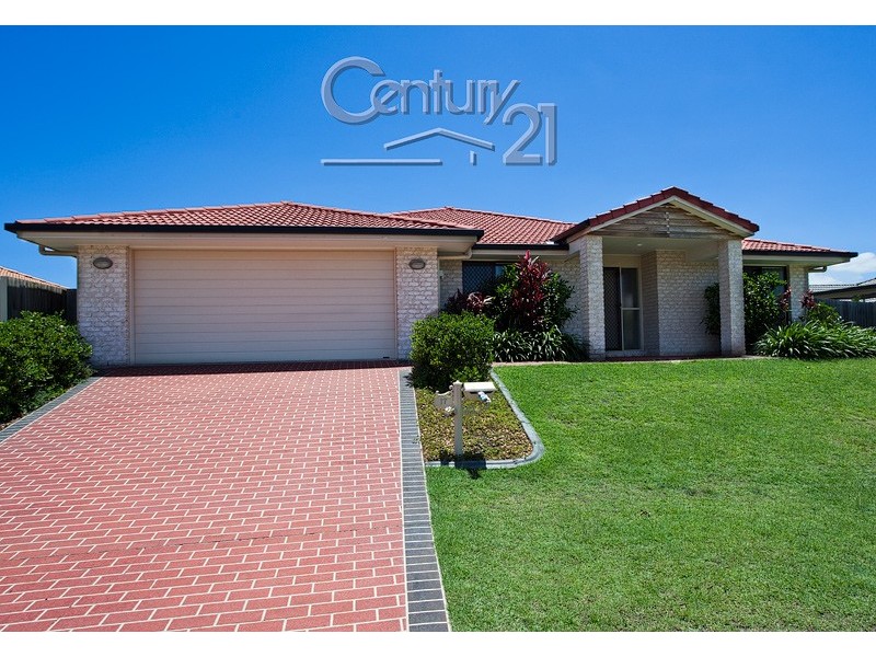 17 Snipe St, Redland Bay QLD 4165