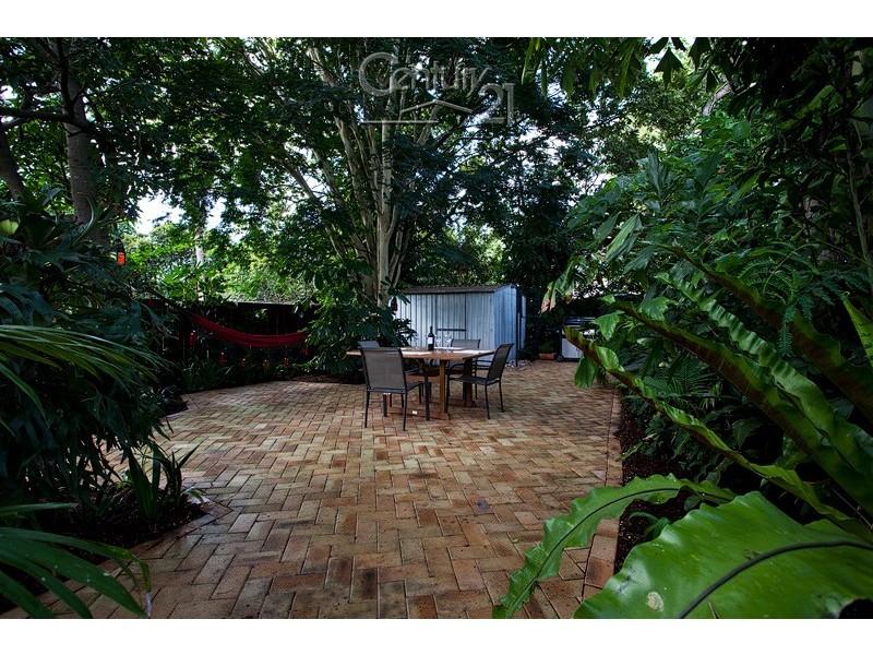 57 Shanahan st, Redland Bay QLD 4165