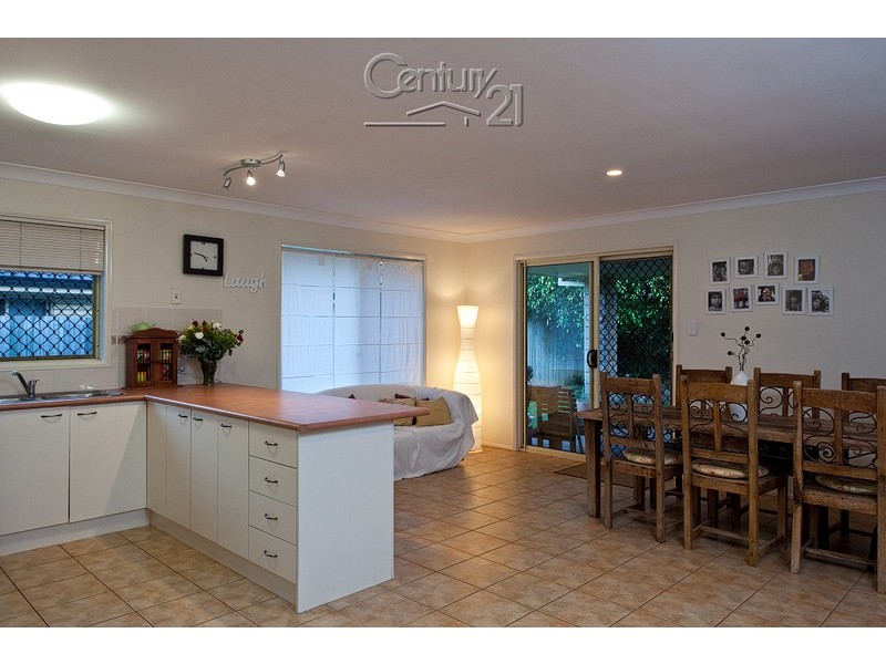 8 Ridgevale, Victoria Point QLD 4165