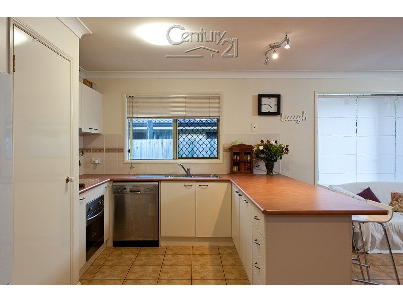 8 Ridgevale, Victoria Point QLD 4165