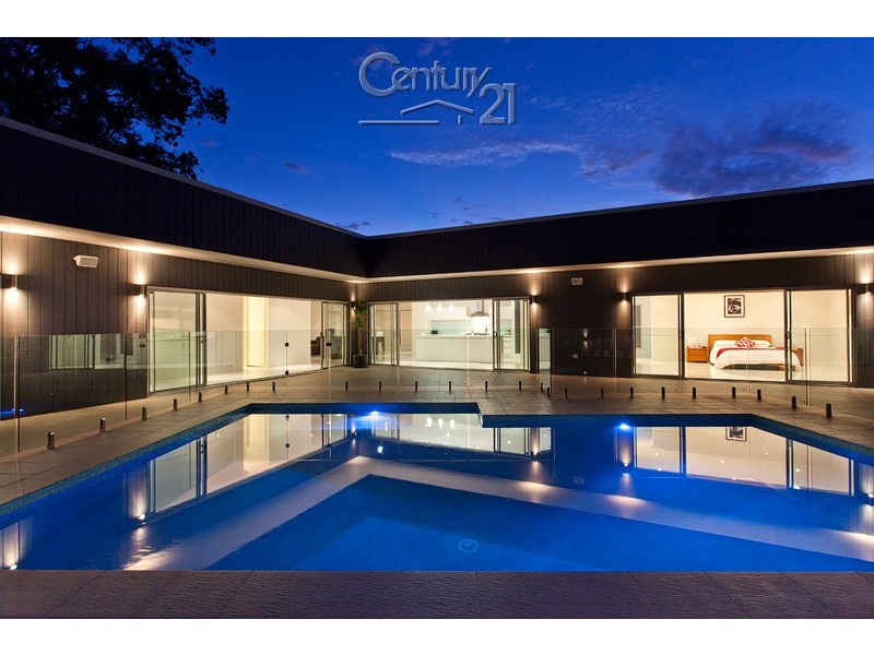 2 Woodcrest, Redland Bay QLD 4165