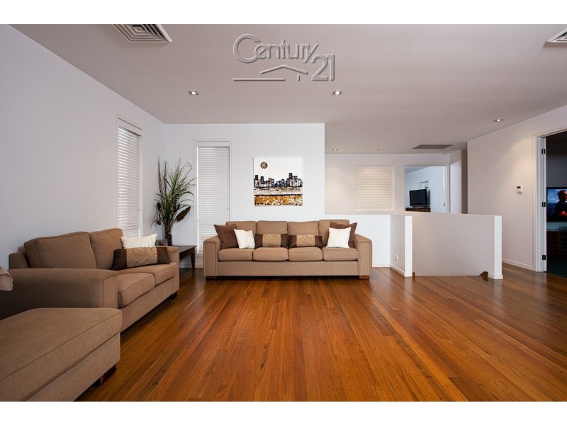 99 Habitat Drive, Redland Bay QLD 4165