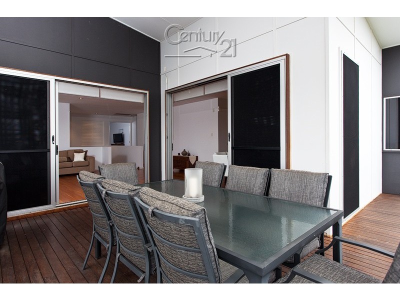 99 Habitat Drive, Redland Bay QLD 4165