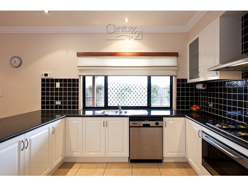 21 Beddoe, Thornlands QLD 4164