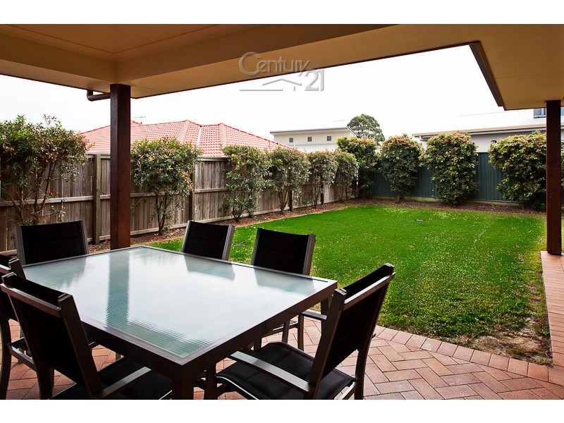 21 Beddoe, Thornlands QLD 4164