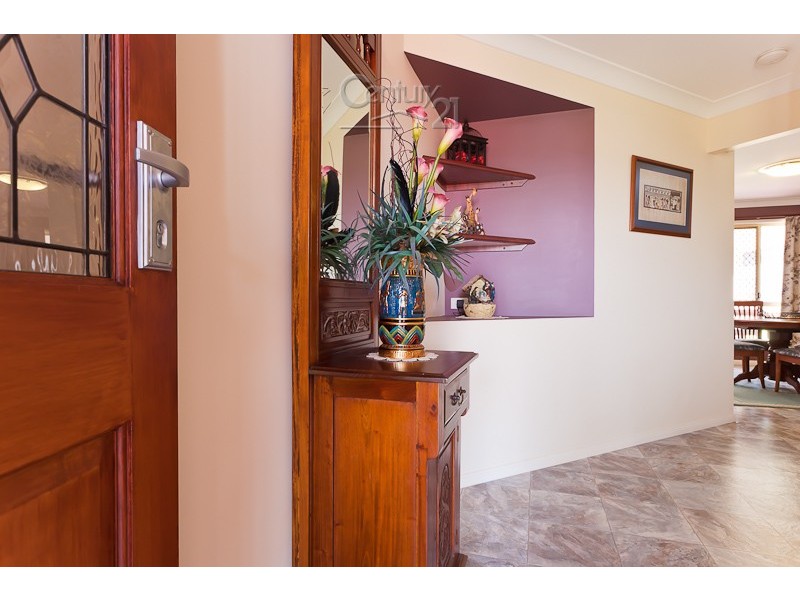 23 Aquila Street, Redland Bay QLD 4165