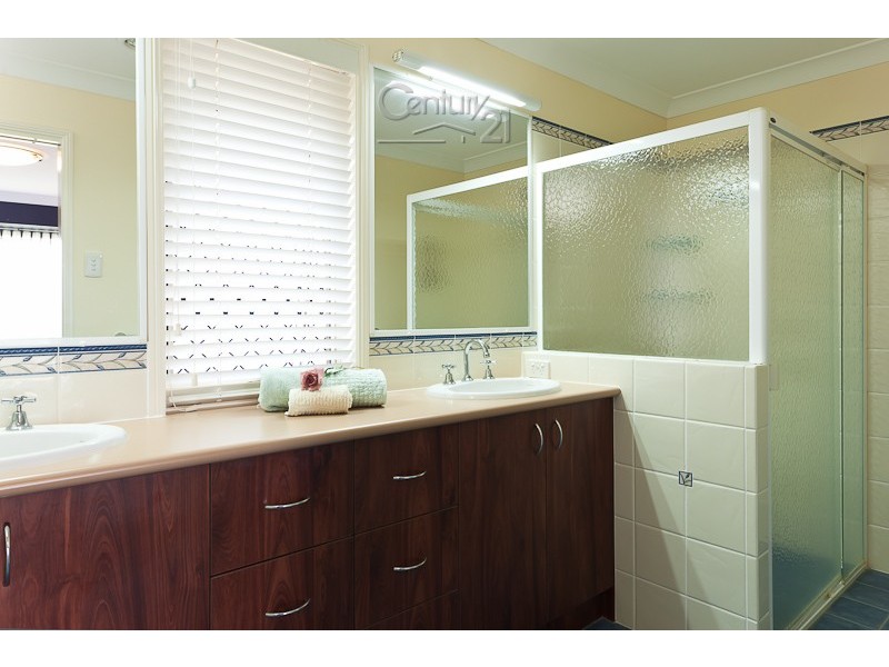 23 Aquila Street, Redland Bay QLD 4165