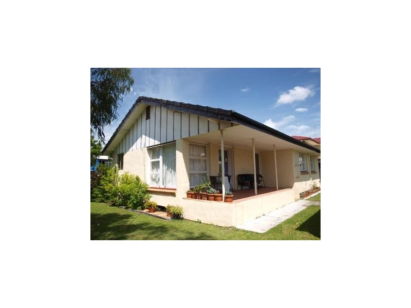 26 Island Street, Cleveland QLD 4163