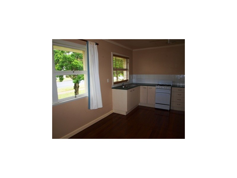 26 Island Street, Cleveland QLD 4163
