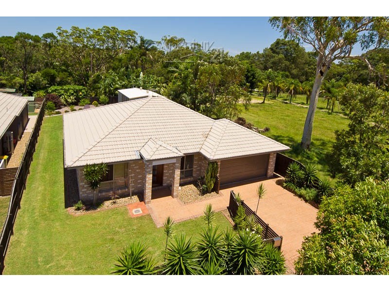 98 Bunker, Victoria Point QLD 4165