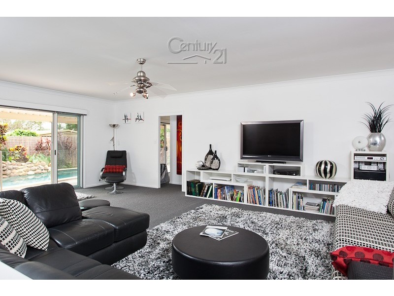 28 Peel Street, Redland Bay QLD 4165