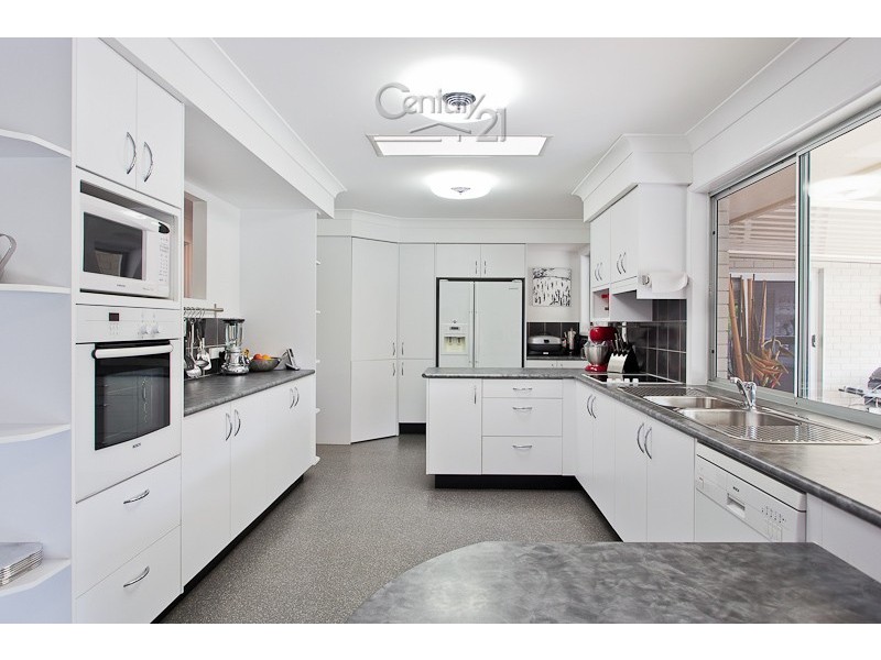 28 Peel Street, Redland Bay QLD 4165