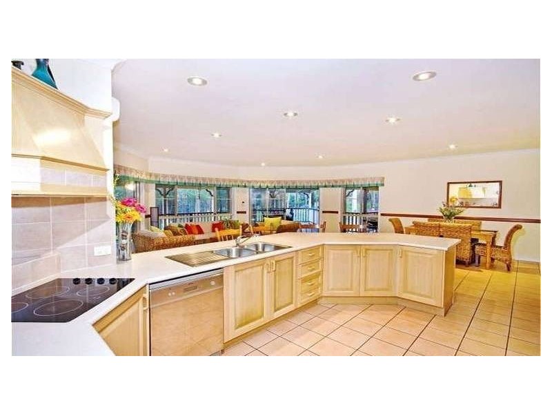 2  Brushbox Court, Mount Cotton QLD 4165