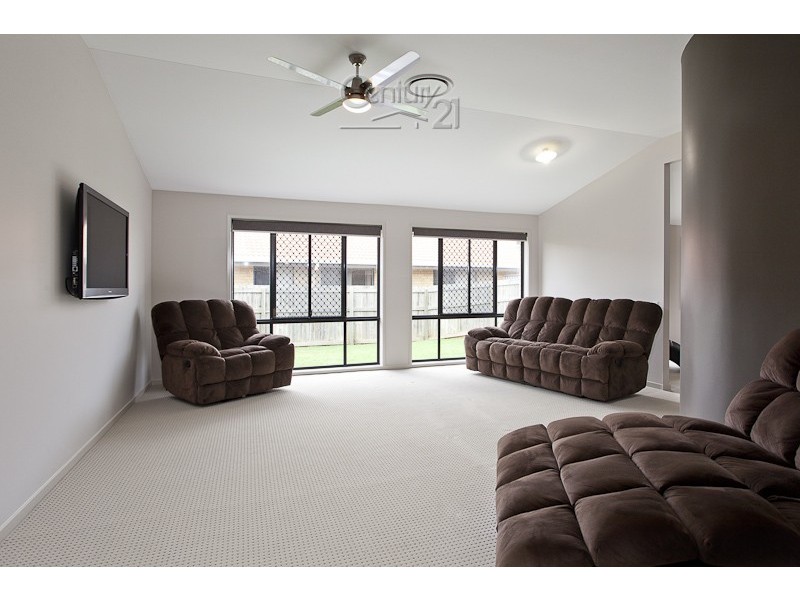 12 Balsam, Redland Bay QLD 4165