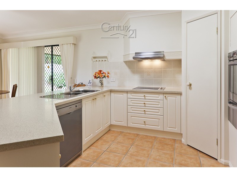 11 Alex Court, Redland Bay QLD 4165