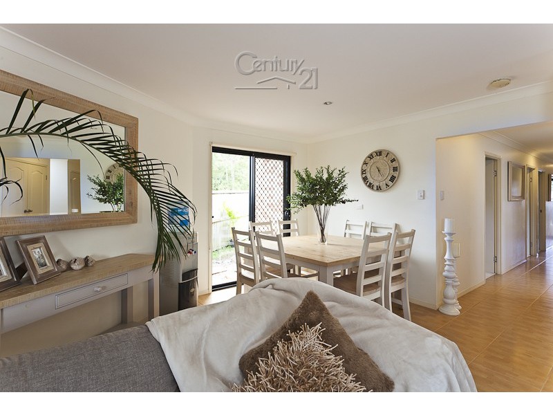 1 Michael St, Redland Bay QLD 4165
