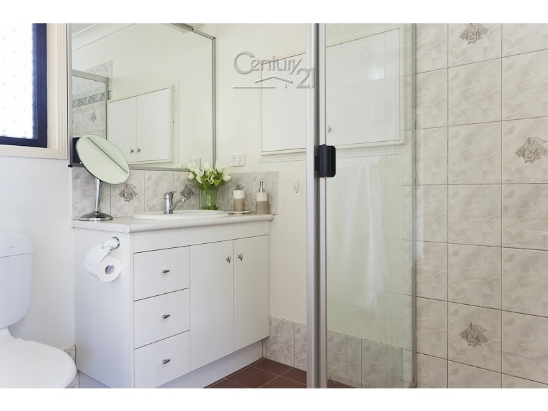 1 Michael St, Redland Bay QLD 4165