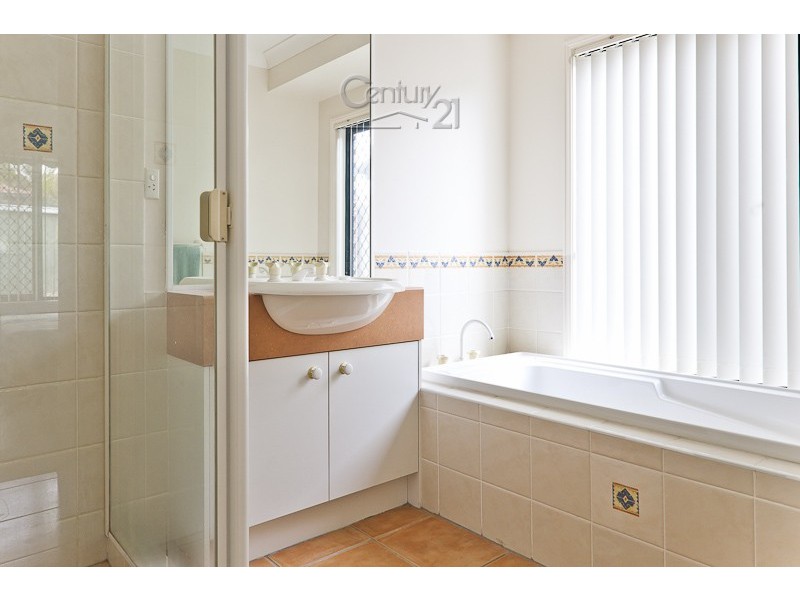 11 Alex Court, Redland Bay QLD 4165
