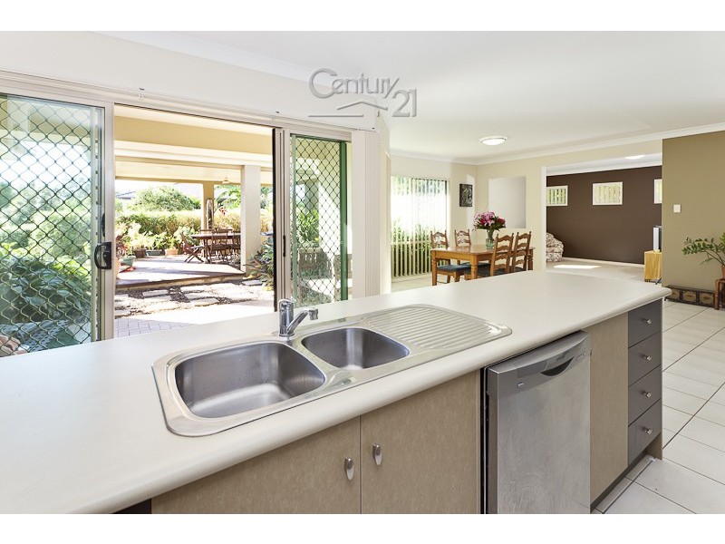 5 Syracuse Street, Redland Bay QLD 4165