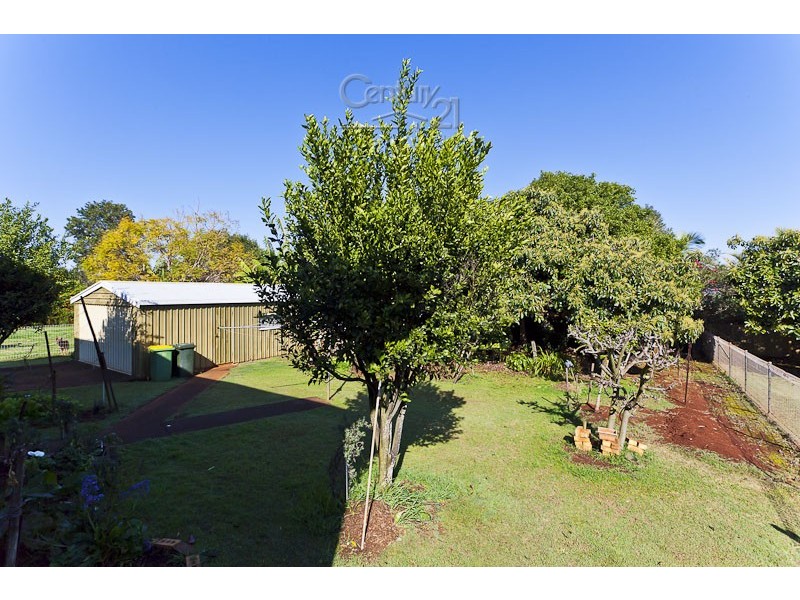 27 Cane Street, Redland Bay QLD 4165