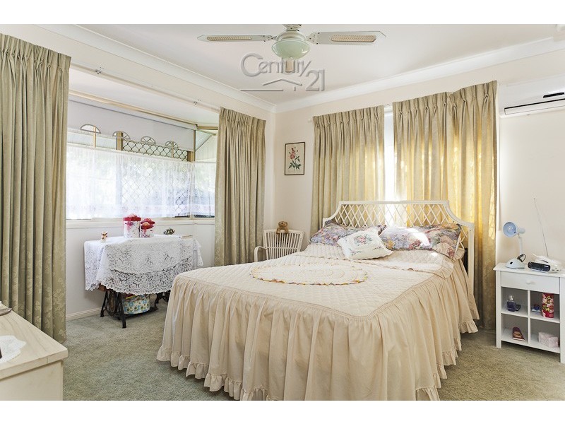 42 Alexander Avenue, Victoria Point QLD 4165