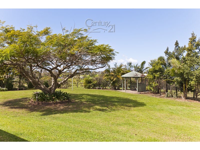128 Woodlands Drive, Thornlands QLD 4164