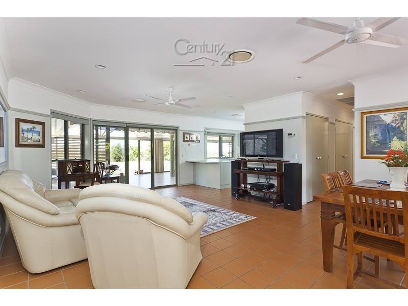 128 Woodlands Drive, Thornlands QLD 4164