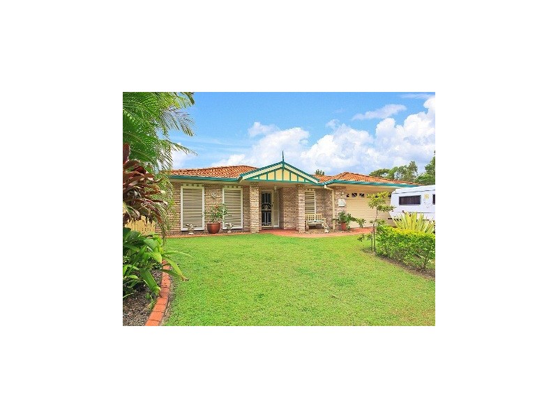 32 Marjorie Buckler Ave, Redland Bay QLD 4165