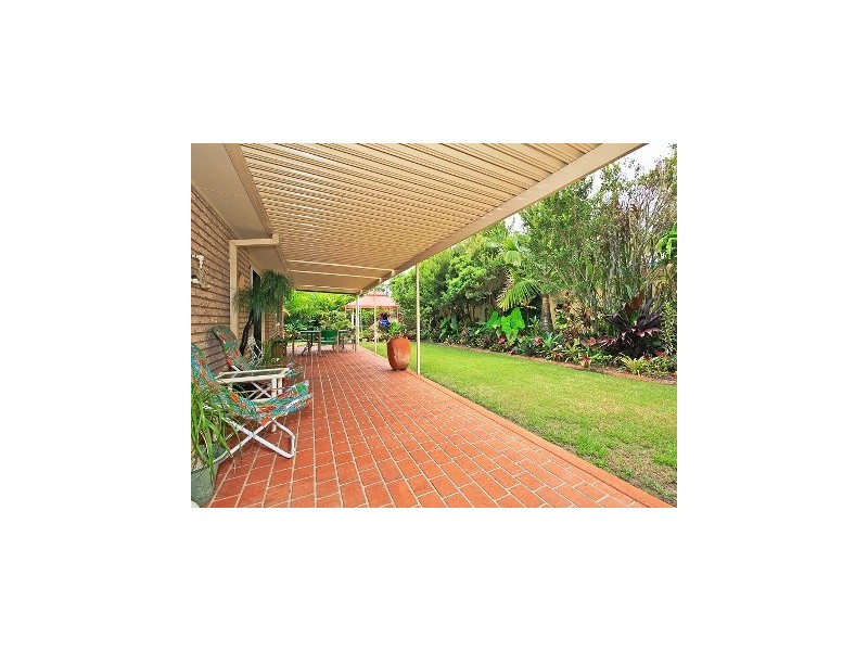 32 Marjorie Buckler Ave, Redland Bay QLD 4165
