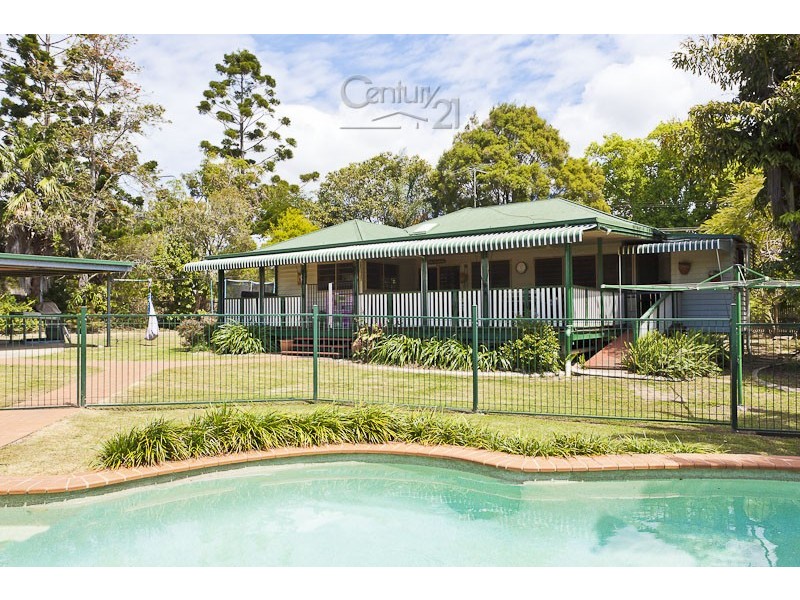 100 Collins Street, Redland Bay QLD 4165