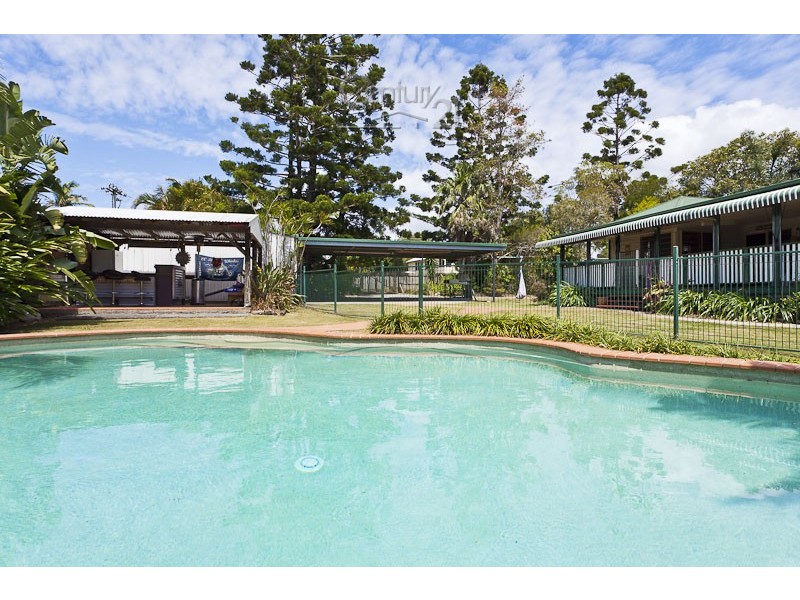 100 Collins Street, Redland Bay QLD 4165