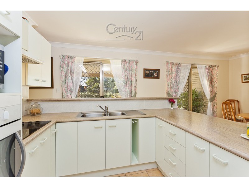 42 Alexander Avenue, Victoria Point QLD 4165