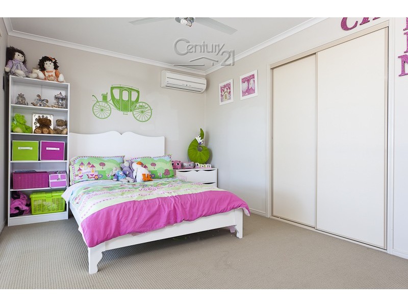 33 Portland Pde, Redland Bay QLD 4165