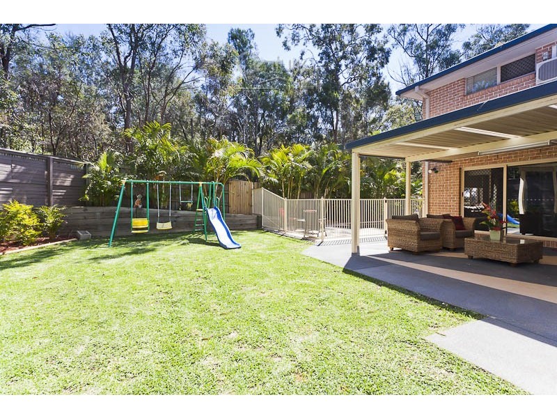 33 Portland Pde, Redland Bay QLD 4165