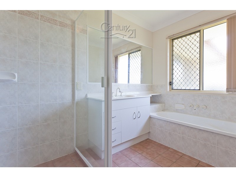 8 Melody Street, Victoria Point QLD 4165