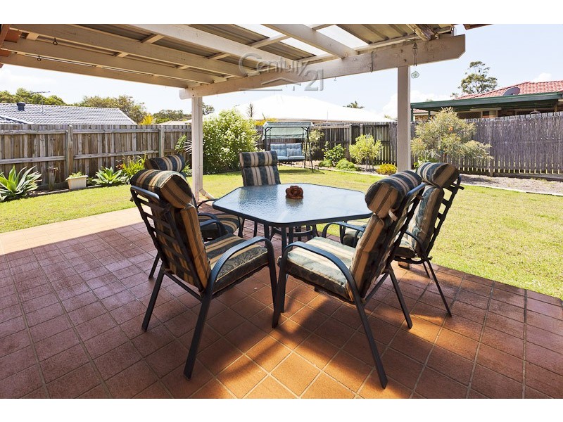 8 Melody Street, Victoria Point QLD 4165