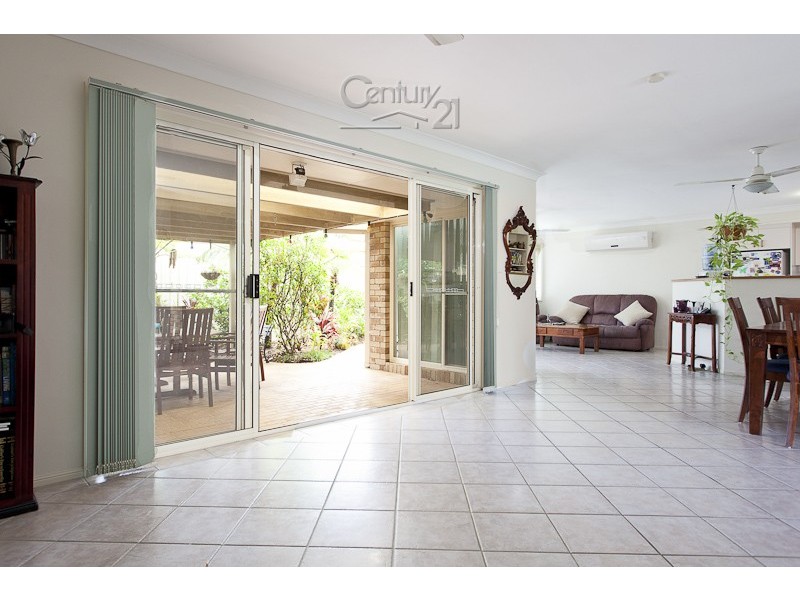 5 Holz Street, Victoria Point QLD 4165