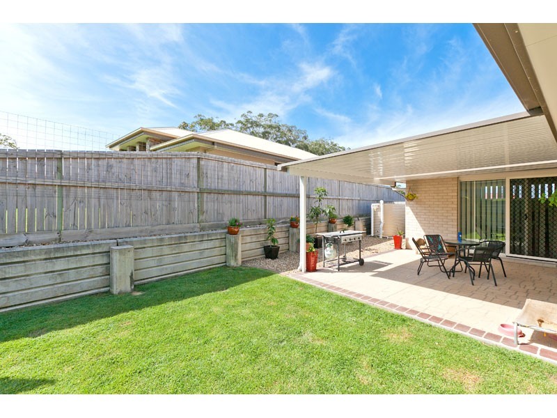 45 Emperor Drive, Redland Bay QLD 4165