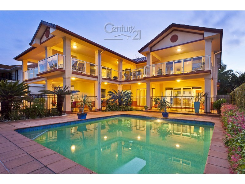 7 The Boulevard, Redland Bay QLD 4165