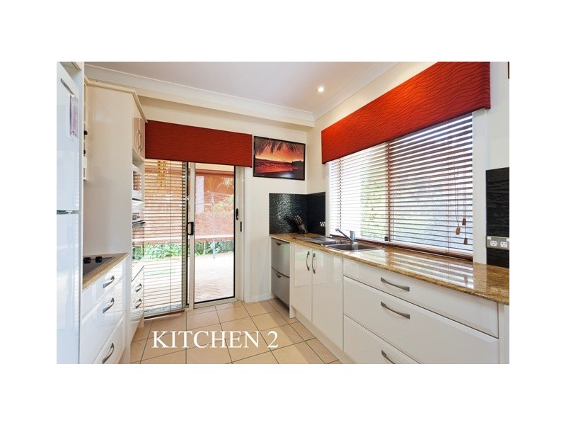 7 The Boulevard, Redland Bay QLD 4165