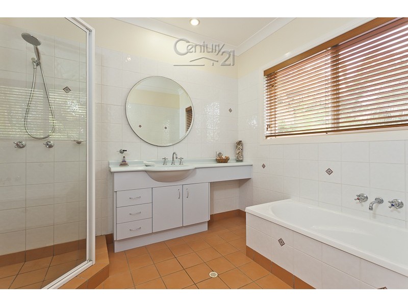 7 The Boulevard, Redland Bay QLD 4165