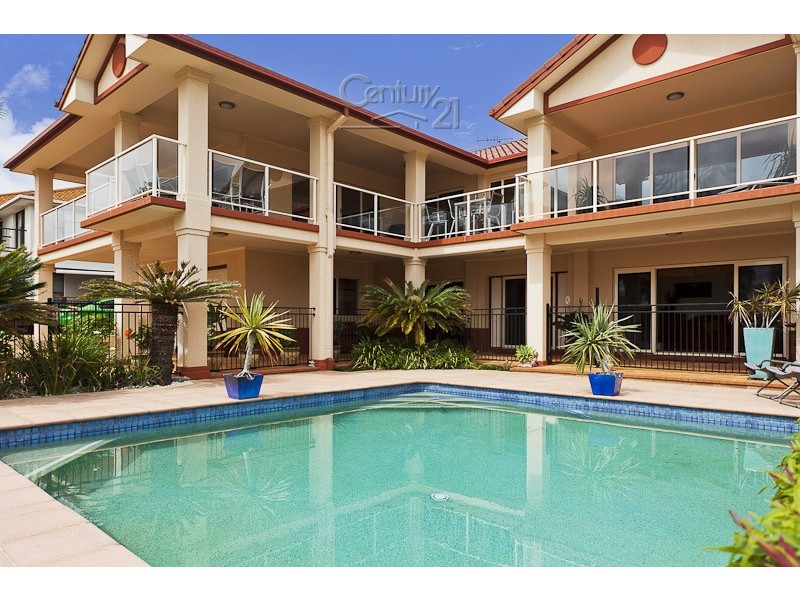 7 The Boulevard, Redland Bay QLD 4165