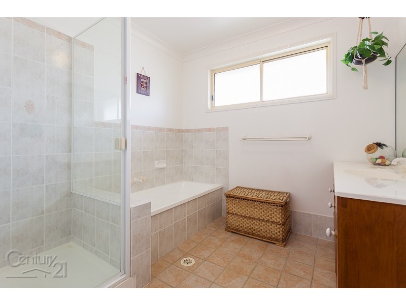 29 Cliftonville Place, Redland Bay QLD 4165