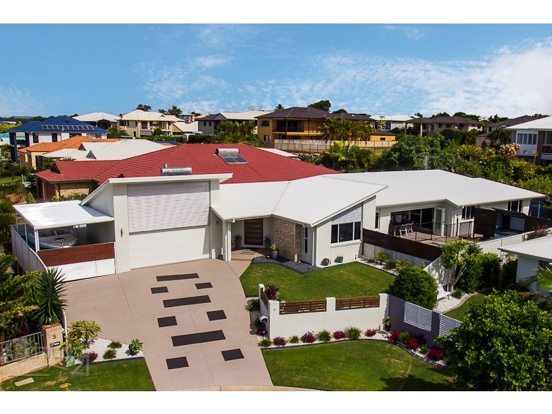 4 Wamsley Close, Redland Bay QLD 4165