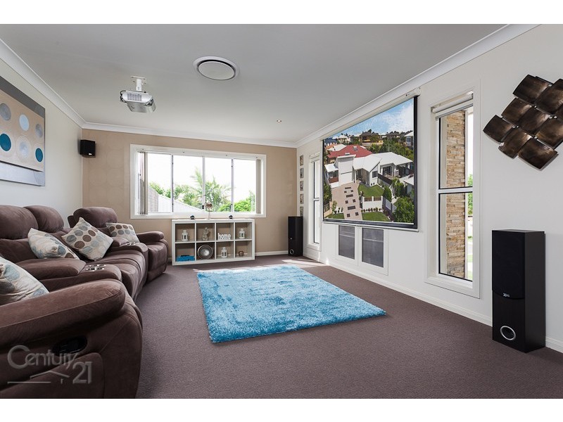 4 Wamsley Close, Redland Bay QLD 4165